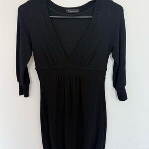 Black V-Neck Sweater Top